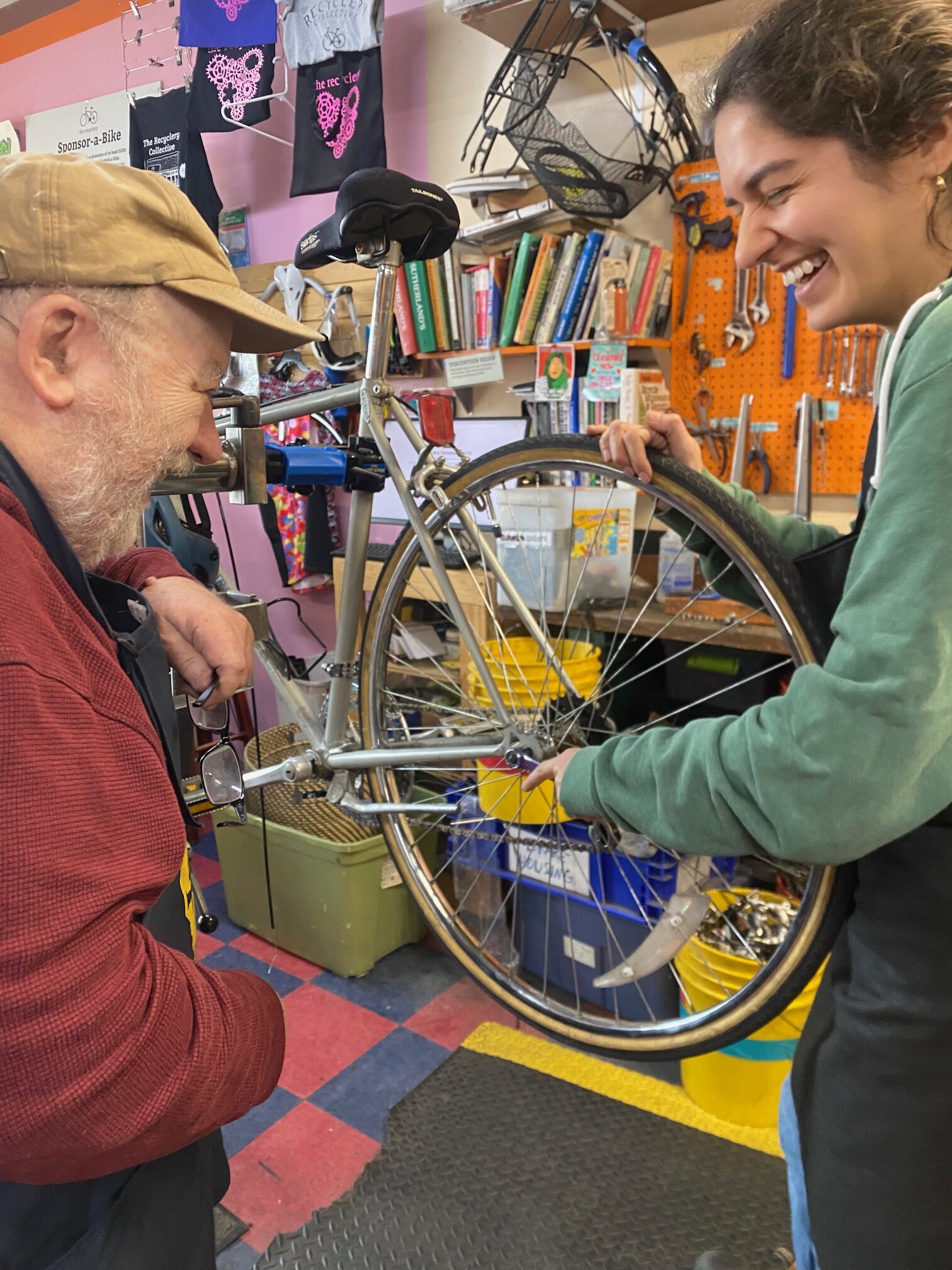 Learn how to repair your bike with our team of bicycle mechanics and volunteer coaches
